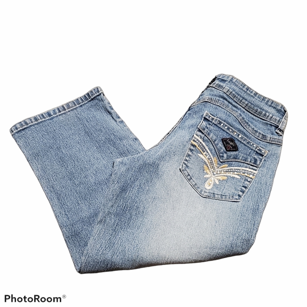 Angel Jean Capri